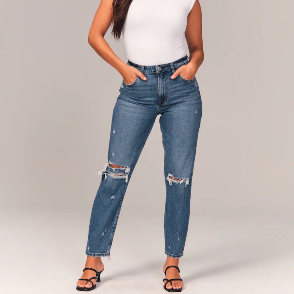 Abercrombie High Rise Mom Jeans Curve Love Sz 29